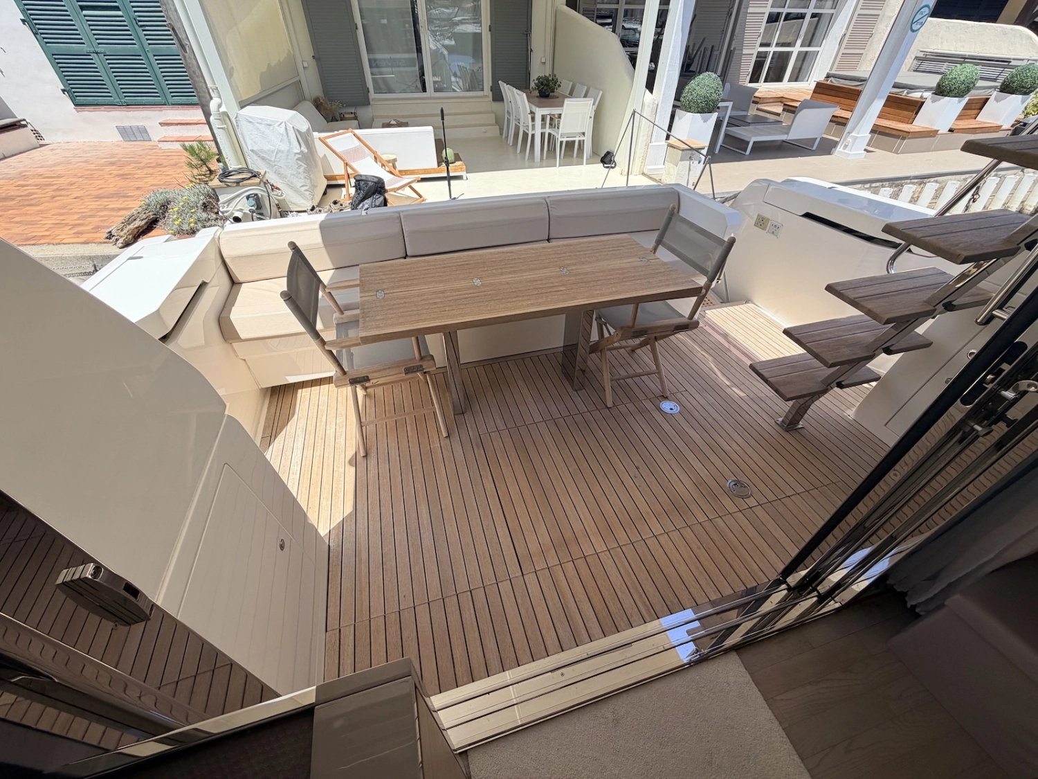 FERRETTI YACHTS 450