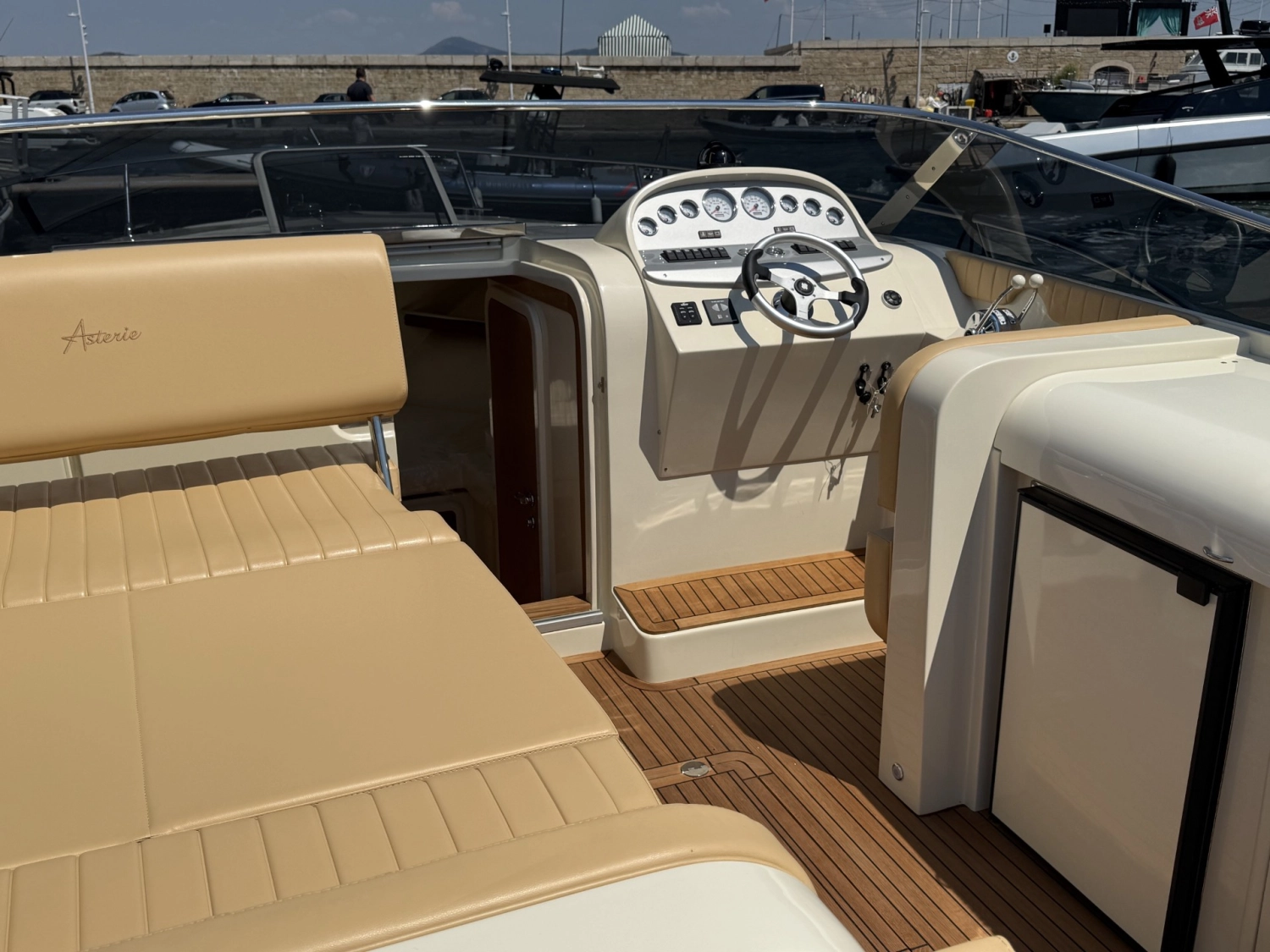 ASTERIE 35 DAY CRUISER