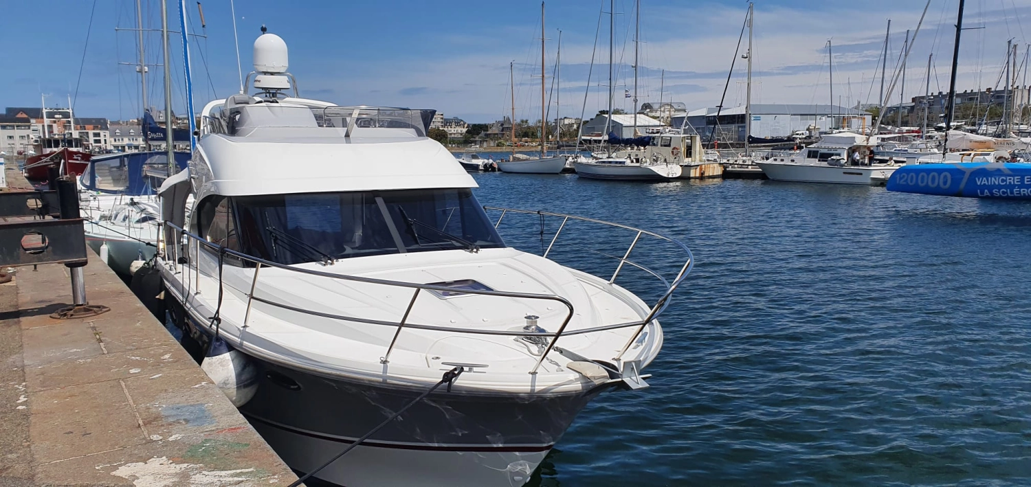 BENETEAU ANTARES 36 FLY
