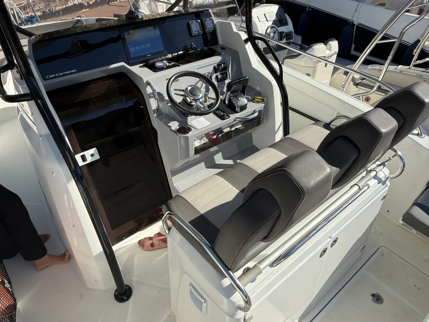 JEANNEAU CAP CAMARAT 9.0 CC