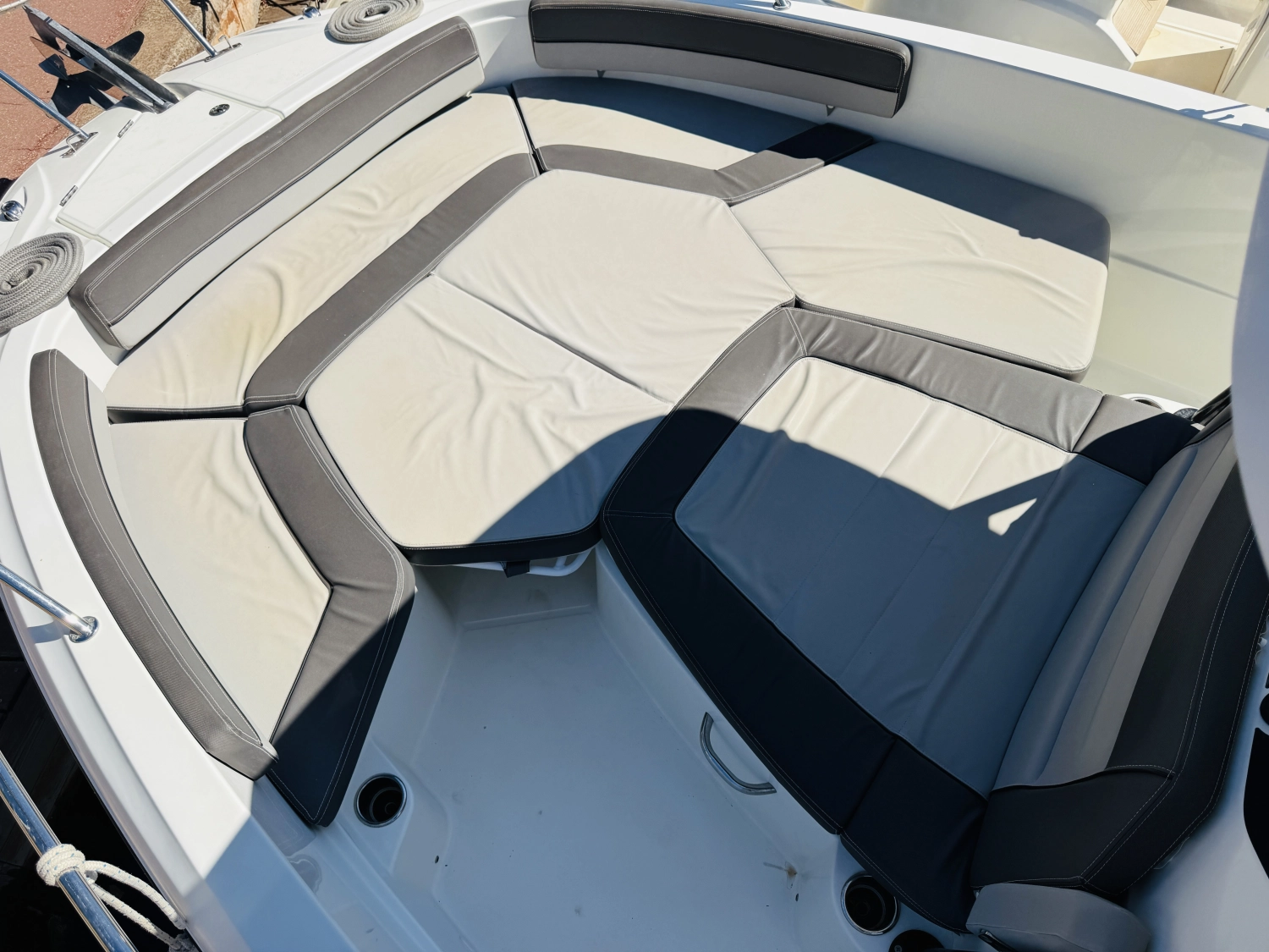 JEANNEAU CAP CAMARAT 9.0 CC