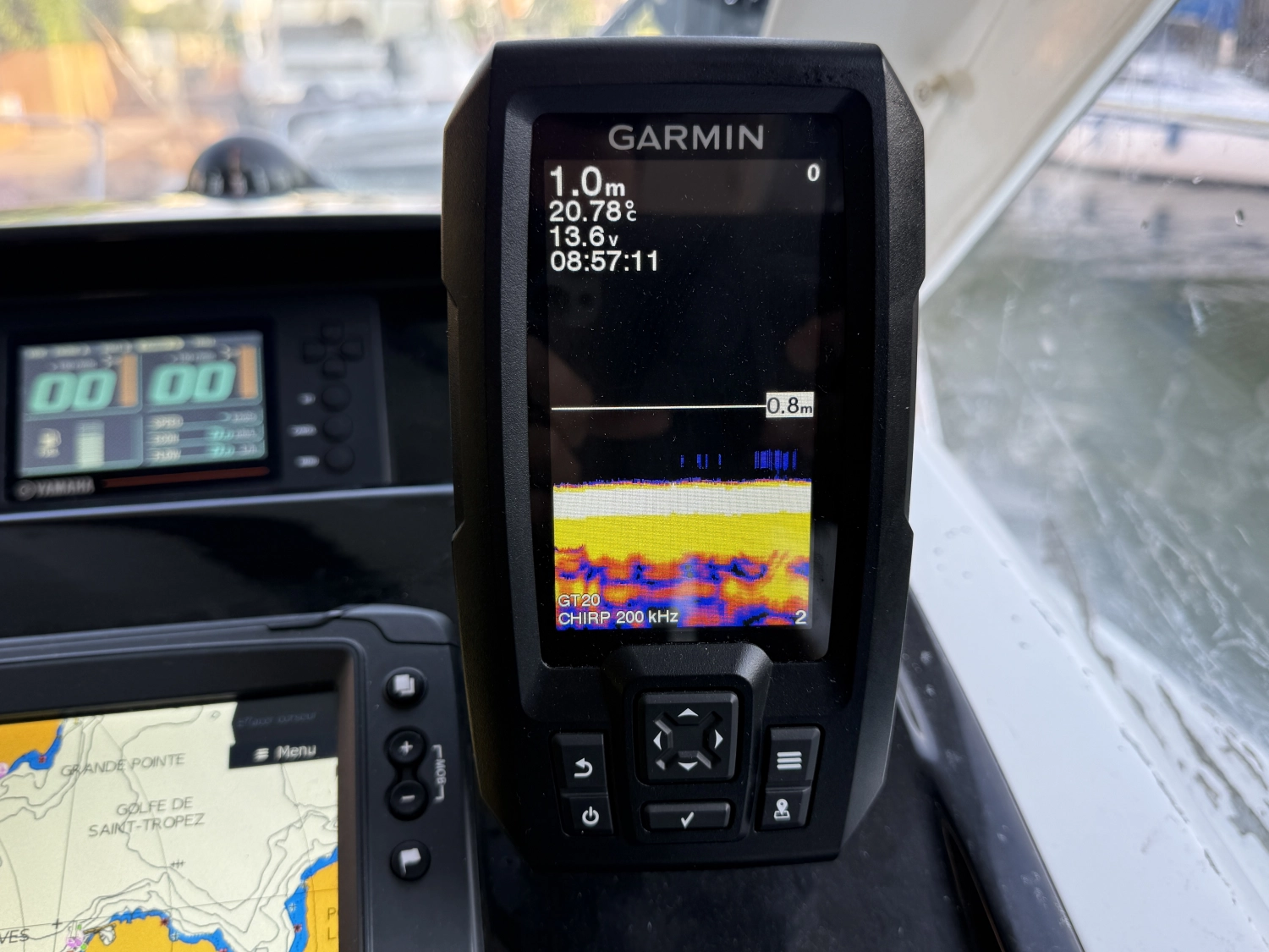 JEANNEAU MERRY FISHER 855